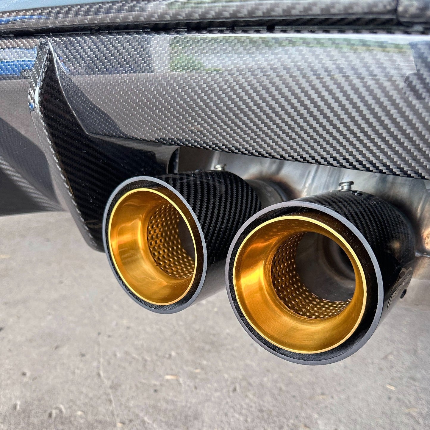 Carbon Endrohrblenden für BMW M2 M3 M4 - G8X