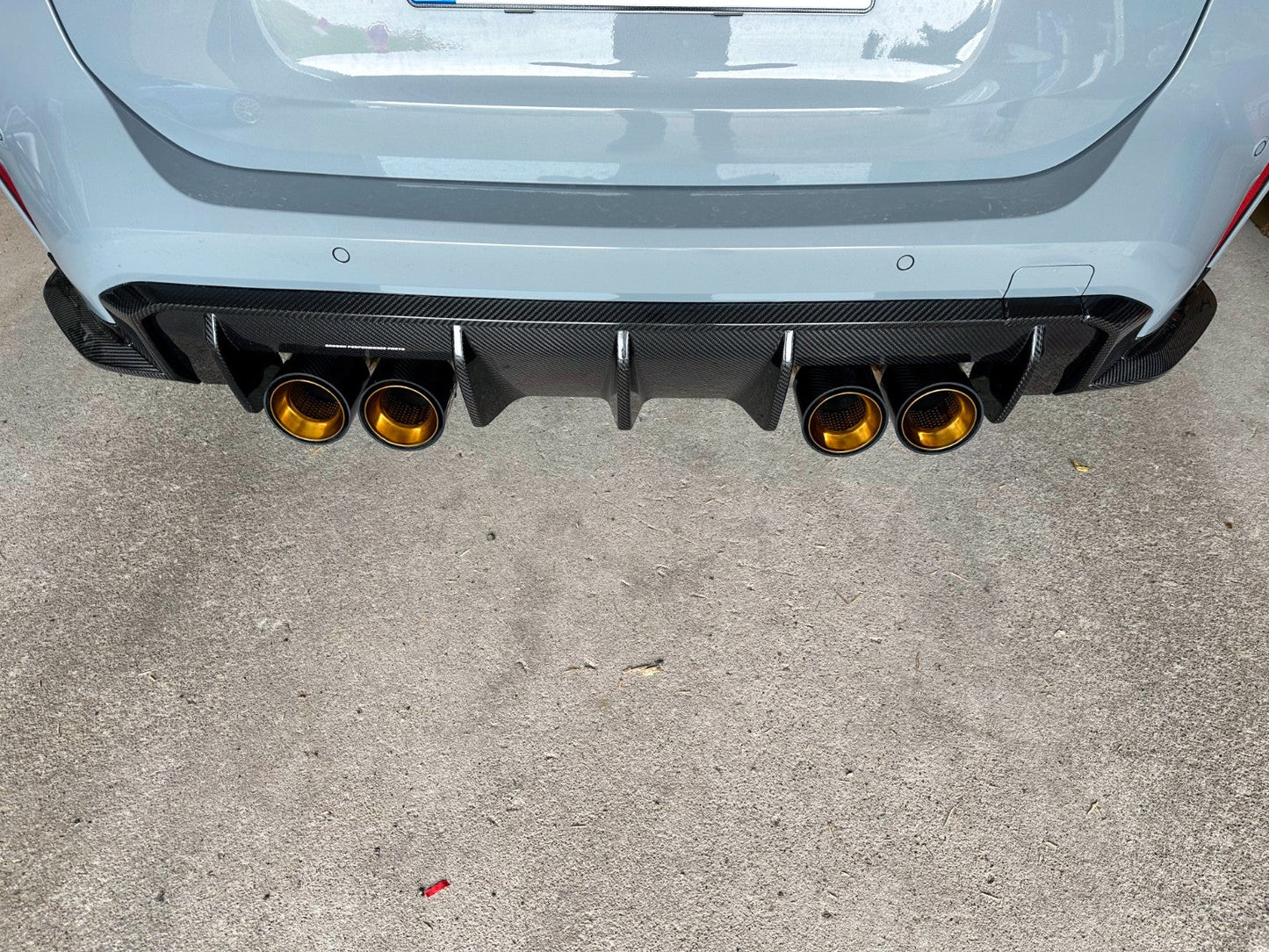 Carbon Endrohrblenden für BMW M2 M3 M4 - G8X