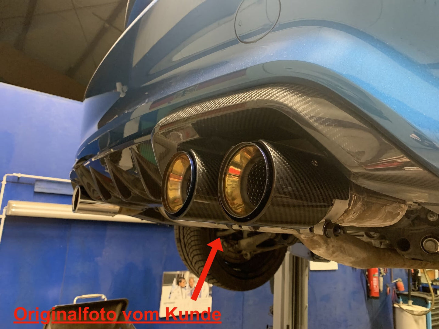 Carbon + Edelstahl Endrohrblenden Blau - BMW M2/M3/M4 F87 F80 F82 F83