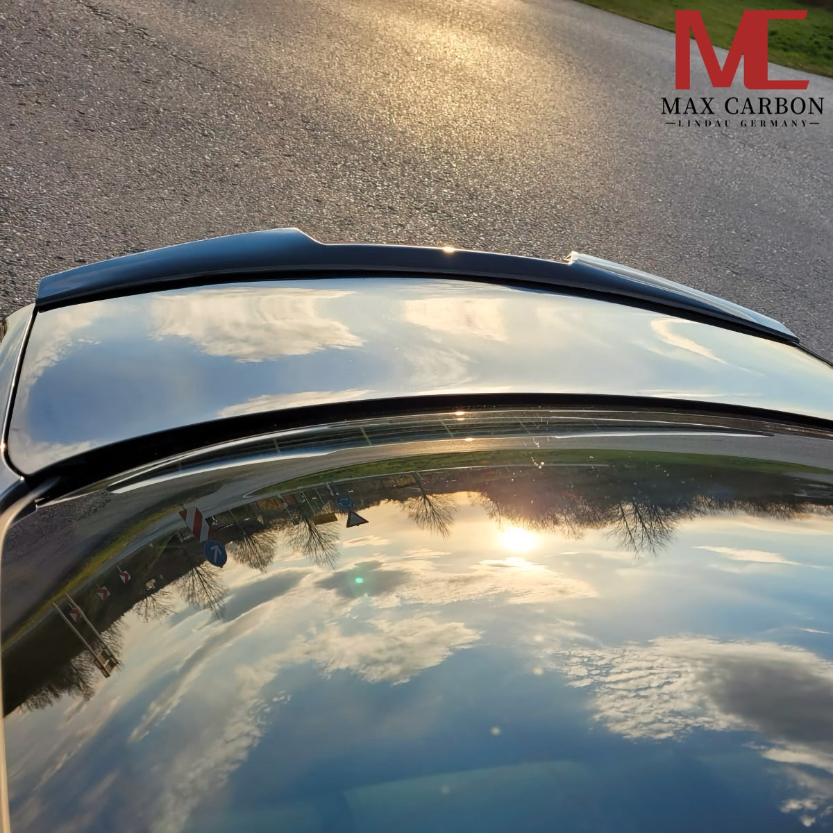 Dry Carbon Heckspoiler "Ducktail" für BMW M3 E90