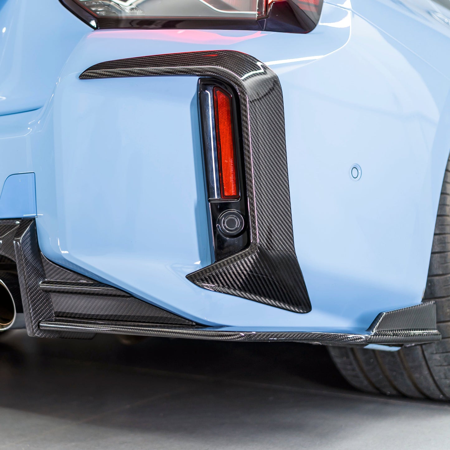 Dry Carbon Stoßstangenaufsatz in L-Form "KB Design" für BMW M2 G87