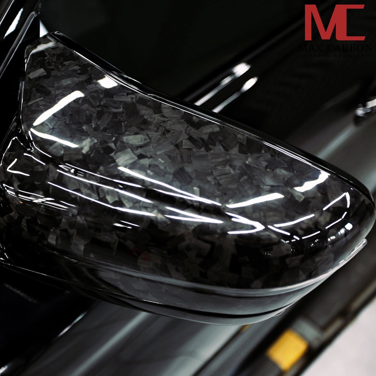 Dry Carbon "Forged" Spiegelkappen für BMW M5 F90 / M8 F91 F92 F93 / M850i LCI / M550i G30 G31 / M550i LCI