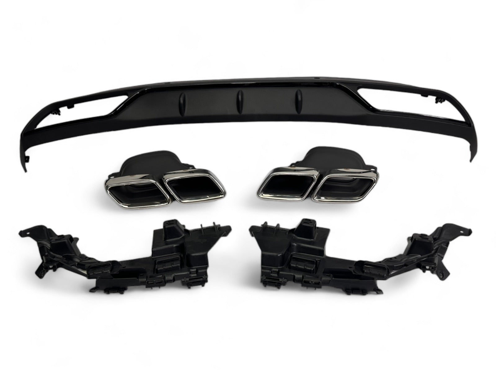 Diffusor mit Auspuffblenden 2x2 Chrom für Mercedes W205/S205 2014-2021 Avantgarde/Serienausstattung