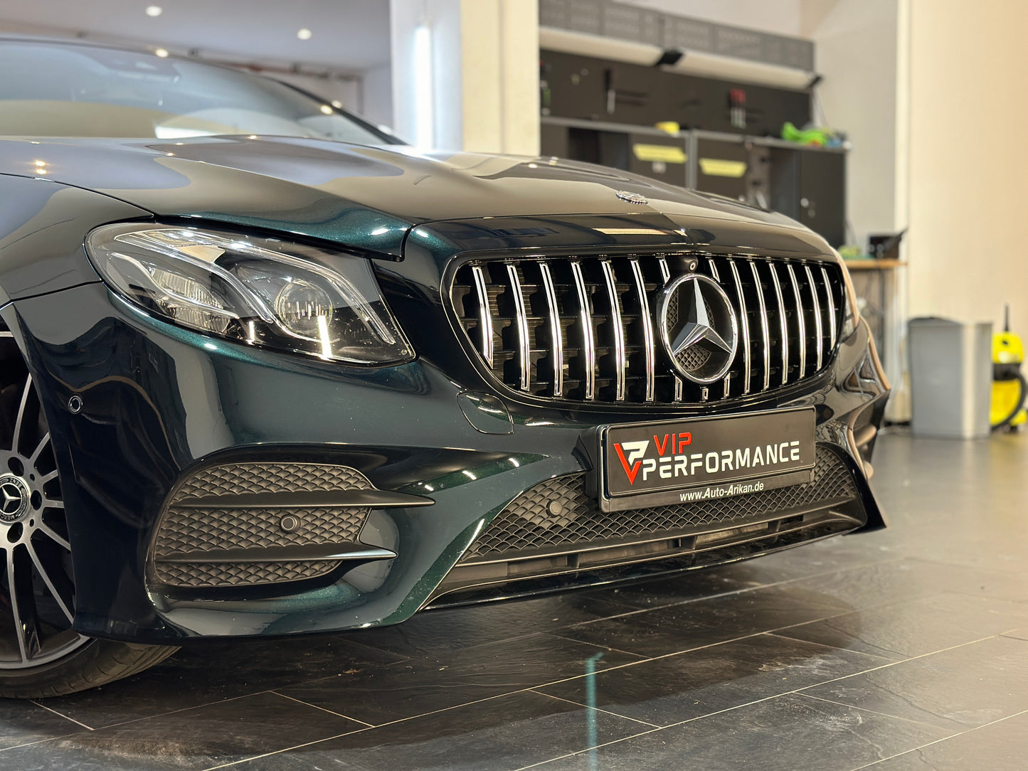 Mercedes W213 W238 Panamericana Grill - MDS-Custom